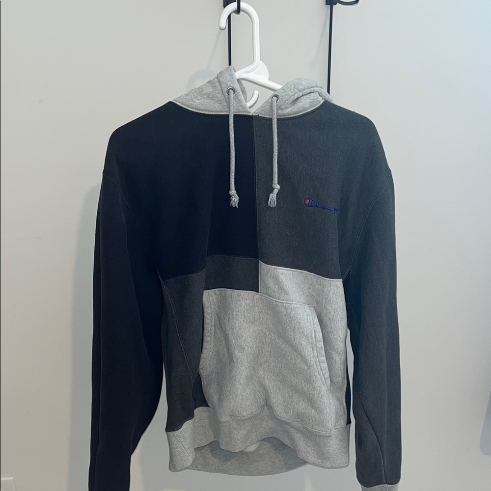 Champion Men's Two-Tone Black and Gray Hoodie